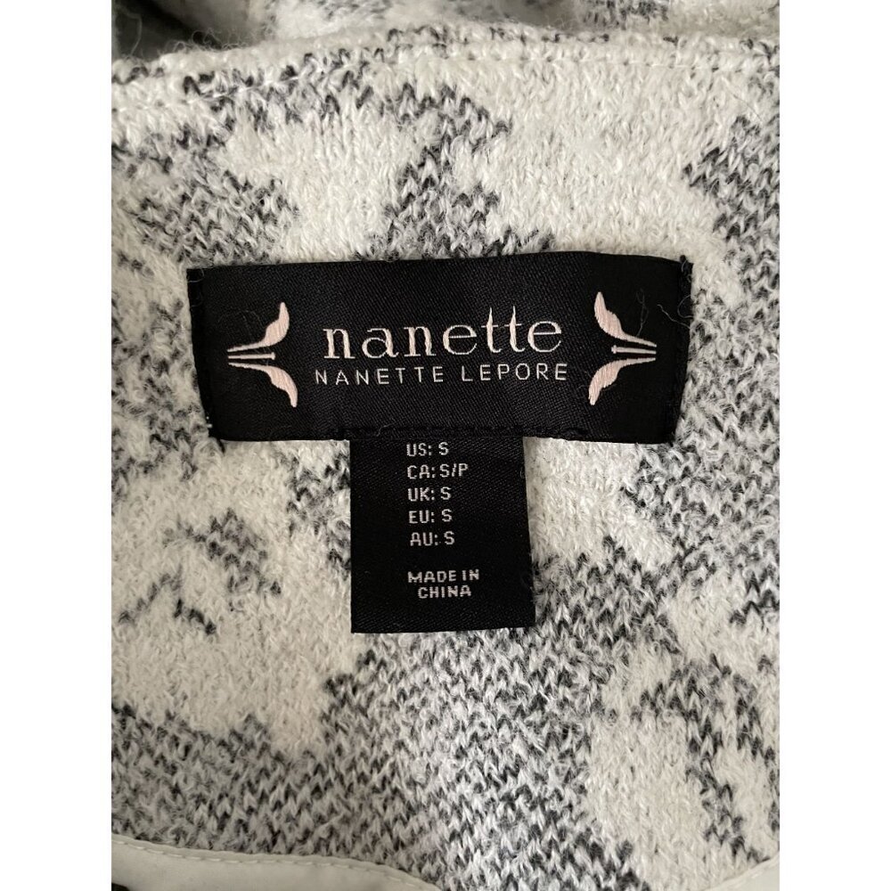 Nanette Lepore Elegant Women's Floral Knit Coat Size S Gray & White Viscose and - Picture 4 of 13